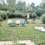 Pool House Champetre * Maast-et-Violaine