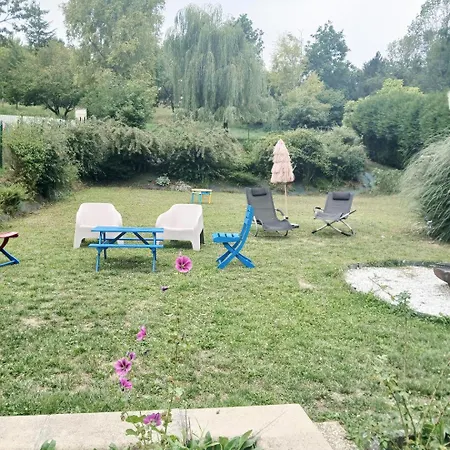 Pool House Champetre * Maast-et-Violaine